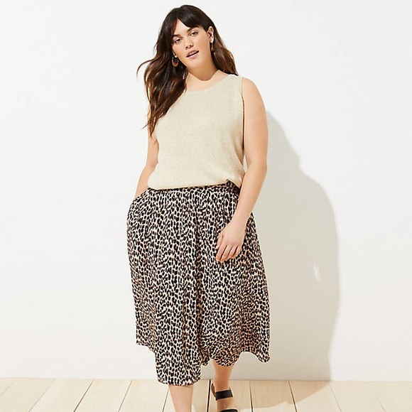 LOFT Dresses & Skirts - LOFT Leopard Print Smocked maxi skirt